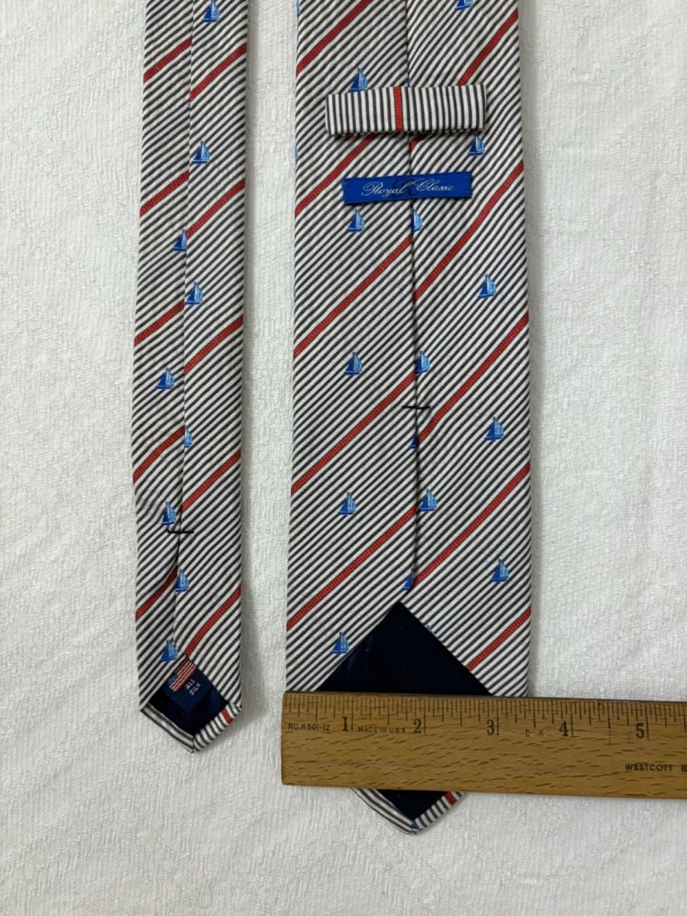 Tom James Royal Classic Silk Tie Vintage Nautical Sailboat Red Striped 3.5